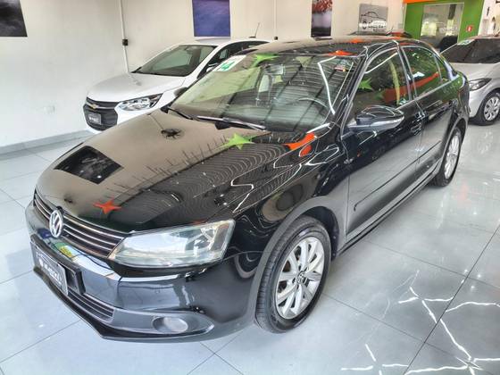 VOLKSWAGEN JETTA 2.0 COMFORTLINE FLEX 4P TIPTRONIC